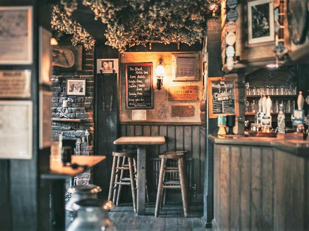 The Black Horse Inn Maidstone Ngoại thất bức ảnh